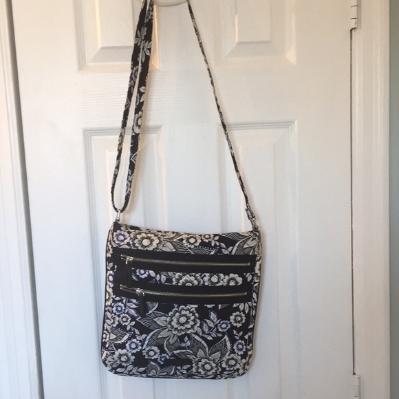 Vera Bradley triple zip hipster bag - Picture 3 of 3